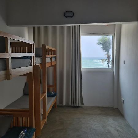 Dip N Doze Hostel Ahangama Kültér fotó